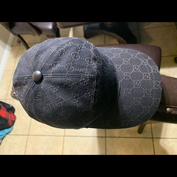 Gucci Cap - Picture 2 of 4